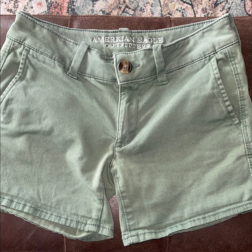 American Eagle Outfitters Olive Cargo Shorts